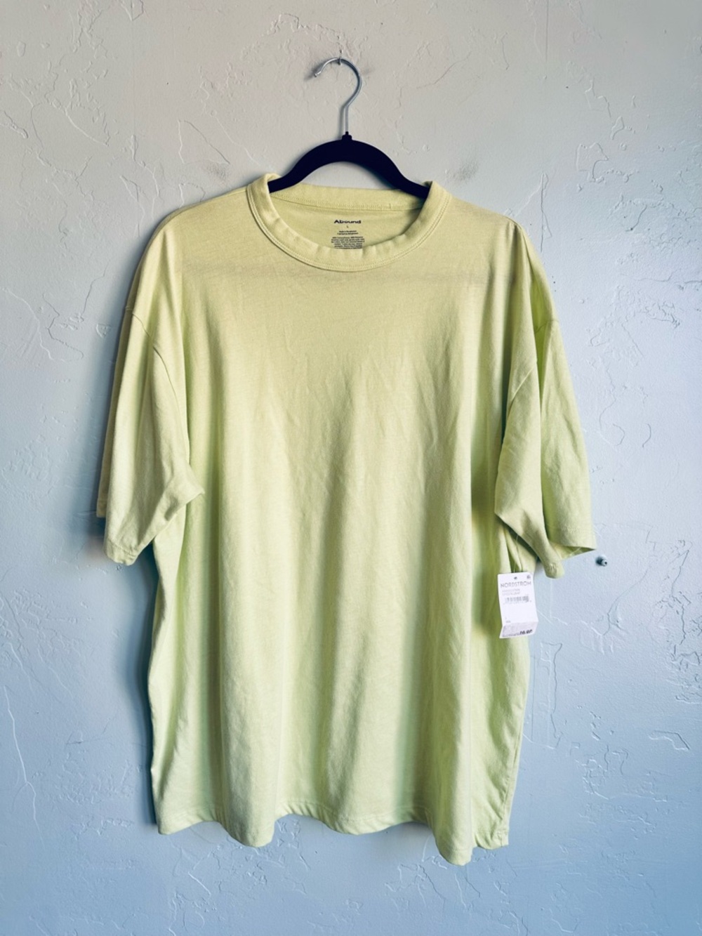 NWT Abound Men's Crew Neck Short Sleeve Tee Light Lime Green Large Summer Beach